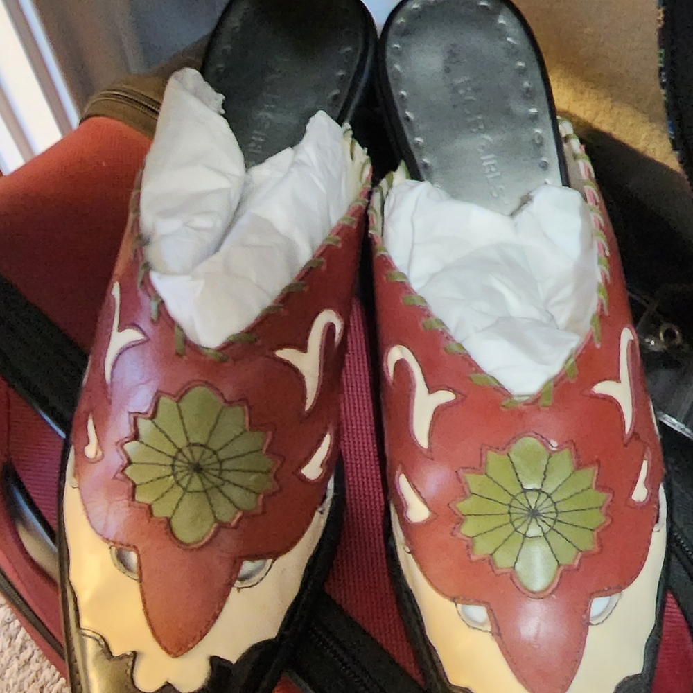 Womens Slip-ons